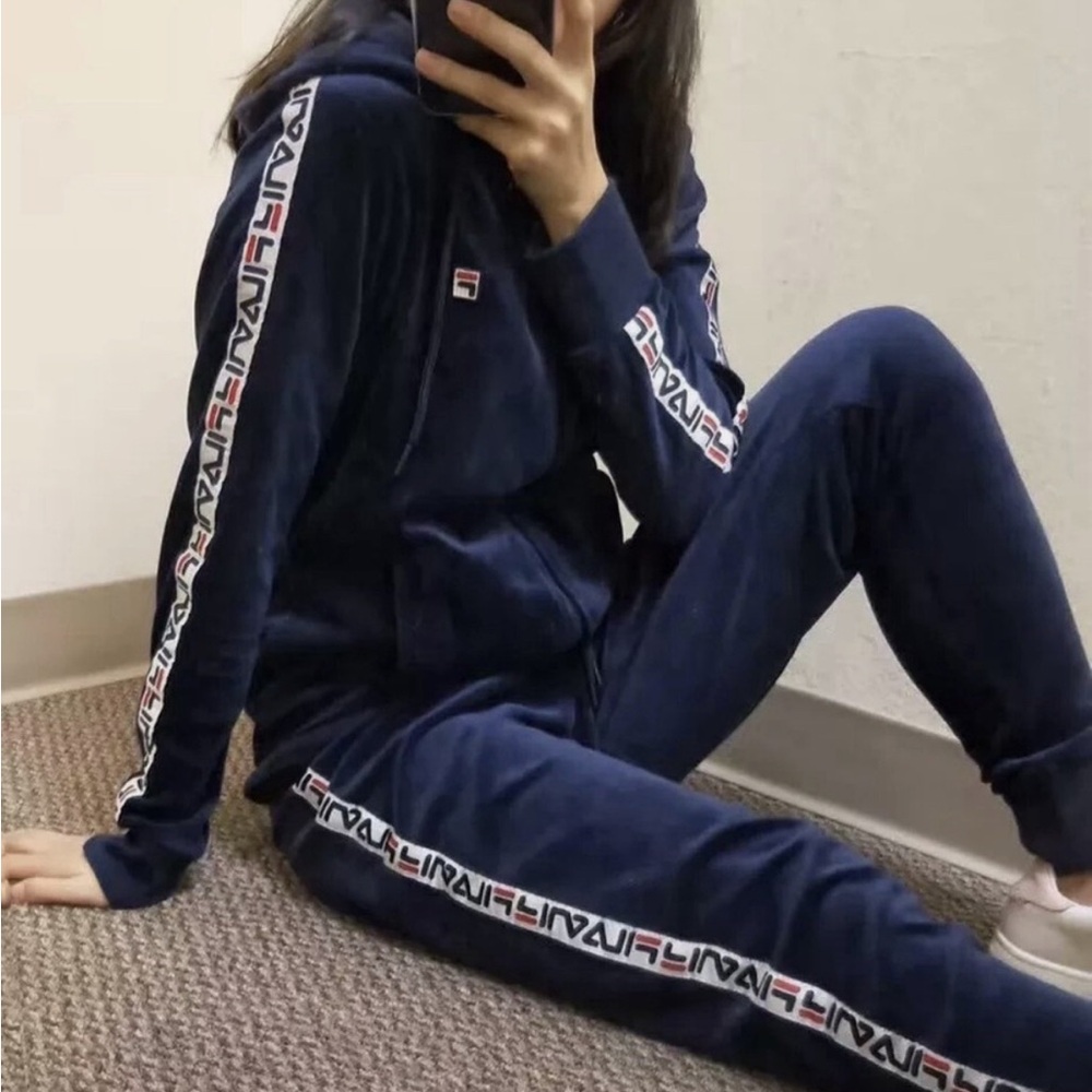 FILA Sz L UNISEX Dark Blue VELOUR and Red/White stripe detail Apparel - Picture 4 of 11